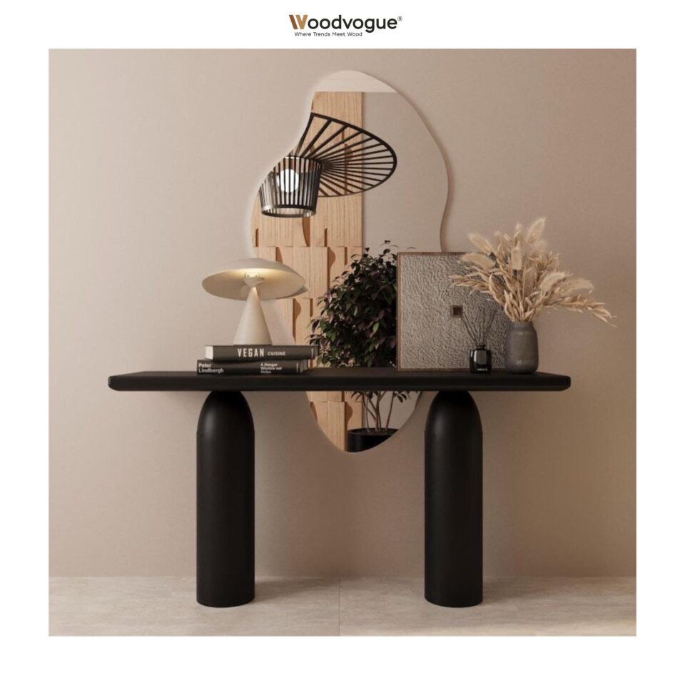 Sculpted Entryway console with mirror